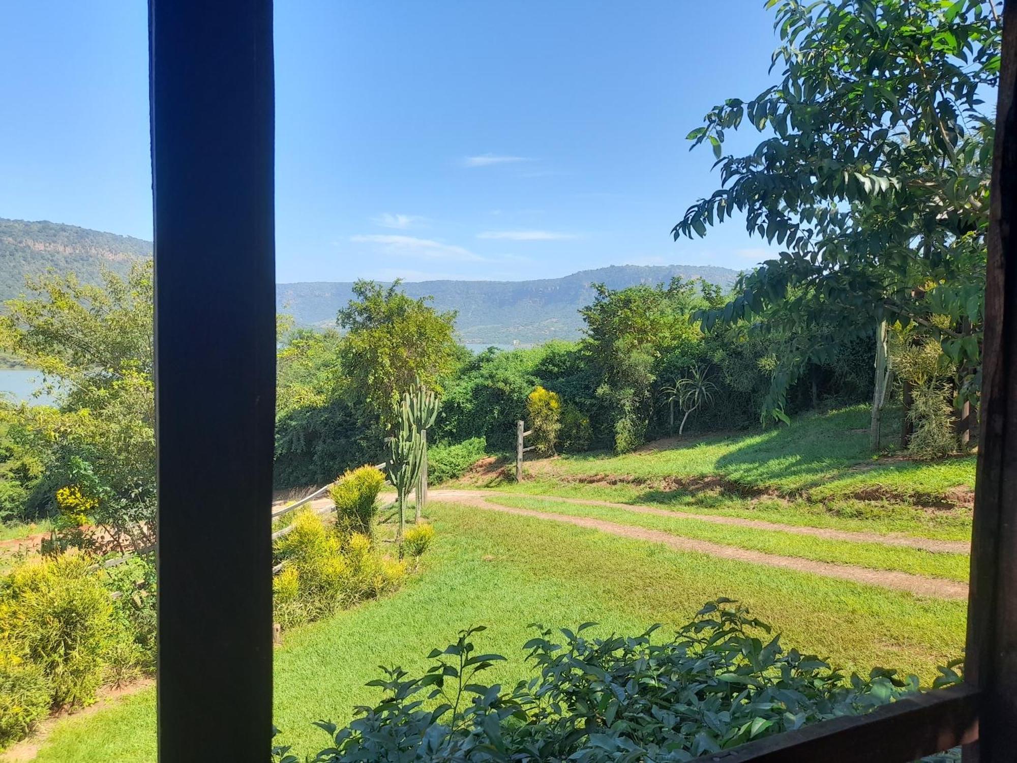 Entendeni Lodge Selfcatering Inanda Chambre photo
